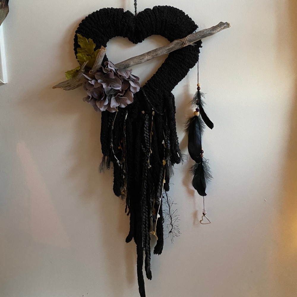 Black heart dreamcatcher